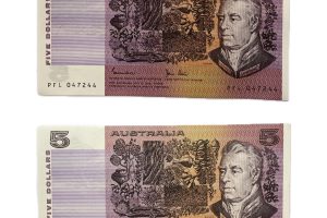 1979 $5 Johnston Stone Consecutive pair - Uncirculated