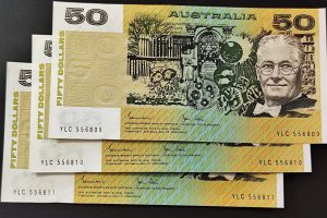 $50 1983 Australia "Johnston Stone" Signature Near Uncirculated