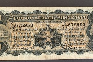 Australia 1932 King GV One Pound Riddle/Sheehan aFine - Scarce Thick "Sheehan" signature Variety
