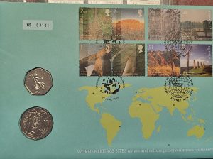 2005 PNC 2 coin set 50 Pence UK and 50 Cent Australia - World Heritage Sites
